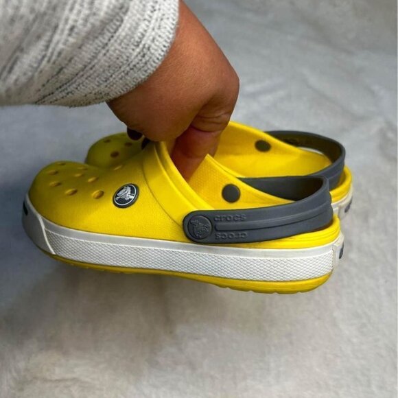 CROCS!!! Yellow/grey kids crocs new condition. Size 12/13. - Picture 7 of 8